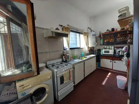 Depto Tipo Casa 3 ambientes con 2 baños
