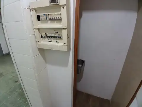 Av. Mitre 5500, Piso PB