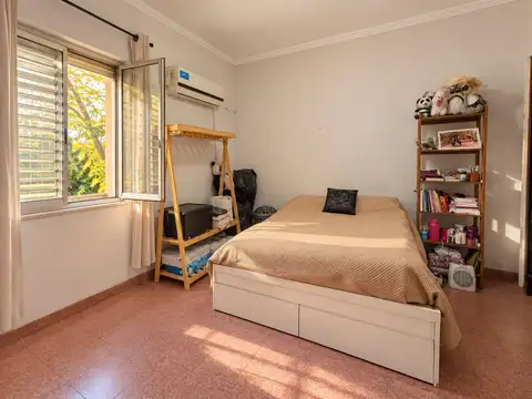 Depto Tipo Casa en Venta de 4 dormitorios