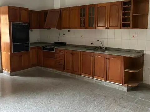 Casa en alquiler para uso comercial