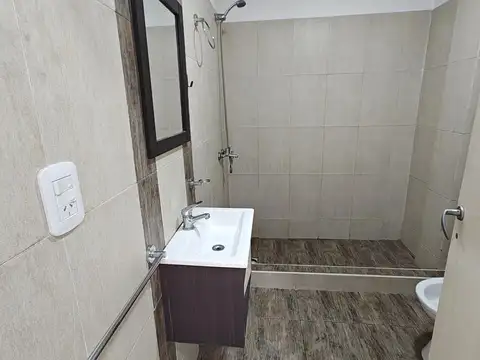 Departamento en Alquiler en Gregorio de Laferrere, $ 630.000