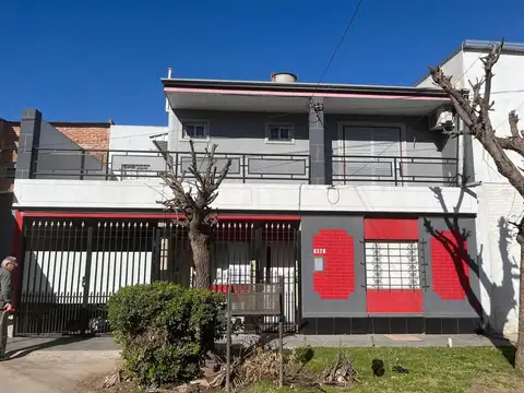 Venta casa con dos viviendas independientes