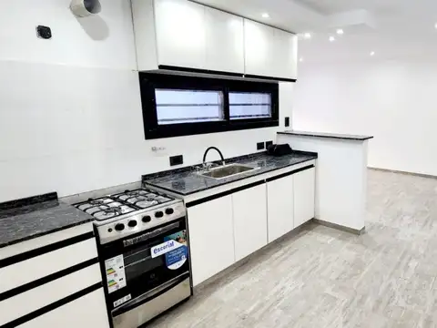 Depto Tipo Casa en Venta en San Justo, USD 89.000