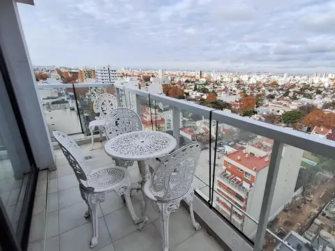 Venta Departamento en Villa Devoto Torre Devoto con  balcón y cochera piso alto