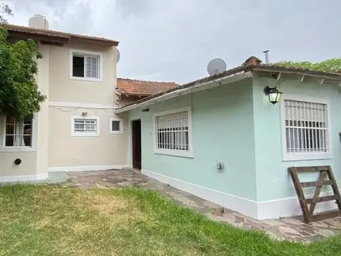 Dúplex + departamento a 150 mts. del Mar