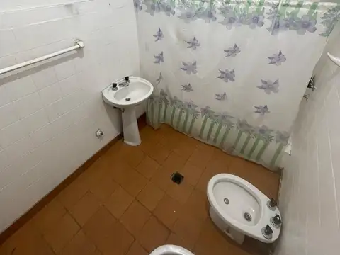 Depto Tipo Casa en Alquiler de 2 dormitorios