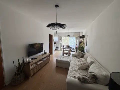 Lavalleja 800, Piso 8