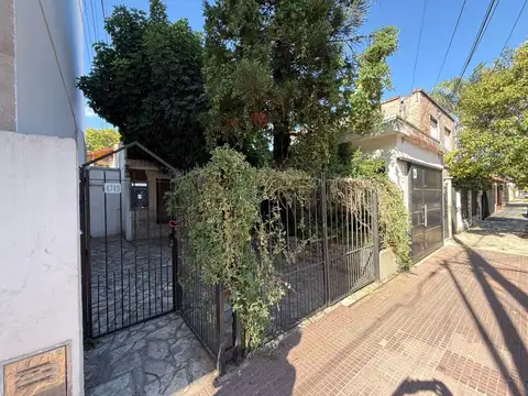 Casa Multifamiliar 4 ambientes en venta en Villa Ballester