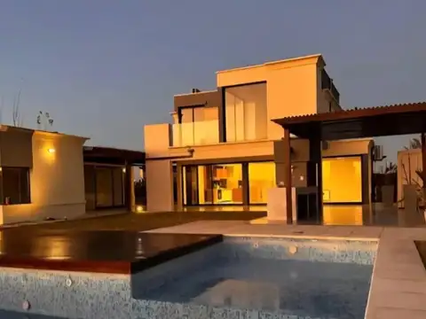 Casa en Venta en San Sebastian, Countries y Barrios Cerrados en Escobar