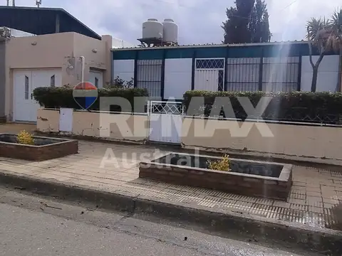 CASA 3 Dormitorios a Refaccionar- B° Roca