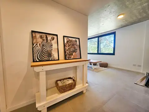 Departamento en Venta en Fisherton, USD 135.000