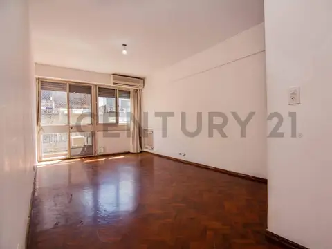 Venta Departamento de 3 Dormitorios con balcón en Microcentro, Rosario