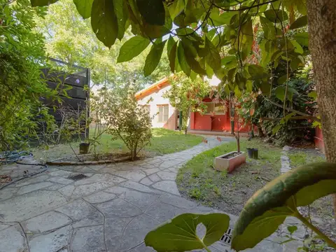 Depto Tipo Casa en Venta de 5 ambientes