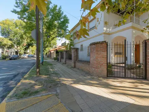 VENTA PH 5 AMBIENTES C/COCHERA QUINCHO LA LUCILA