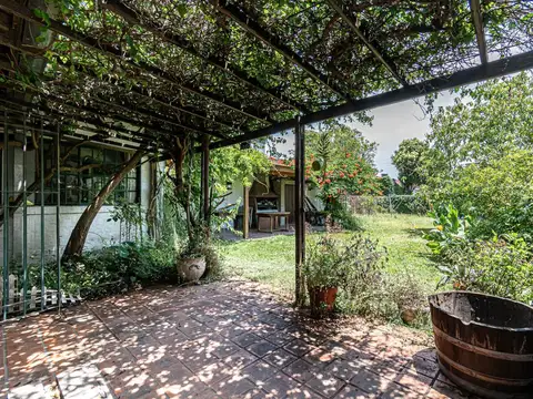 Venta Casa 5 amb c/jardín y pileta en Hurlingham