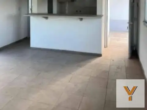 Casa 2 ambientes con 1 baño