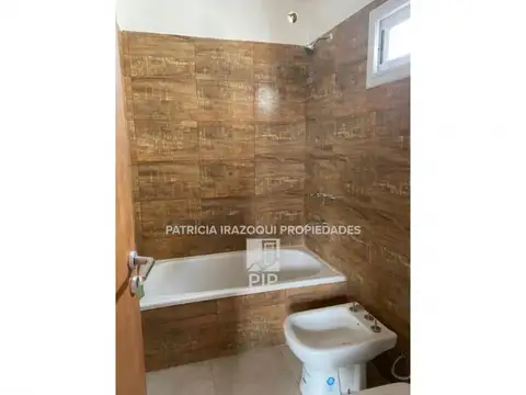 Galpon en Venta 14,70  mts Frente