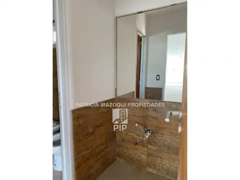 Galpon en Venta 43,60  mts Fondo