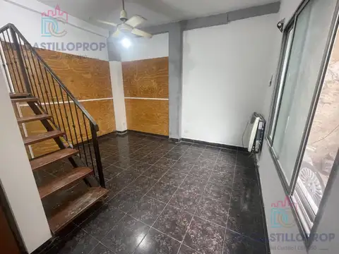 Depto Tipo Casa en Alquiler de 3 ambientes
