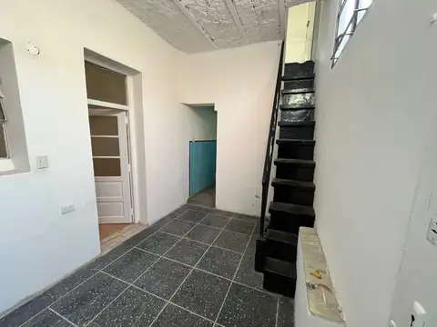 Depto Tipo Casa en Alquiler de 3 dormitorios