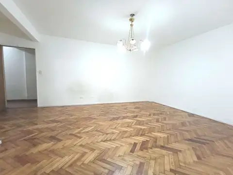 2Amb. gran Living Comedor*Cocina-Gas Natural*Baño Completo*Placard-MB Edificio-Apto Profesional