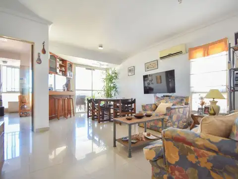 4 AMBIENTES  CON COCHERA Y PARRILLA EN SAN JUSTO