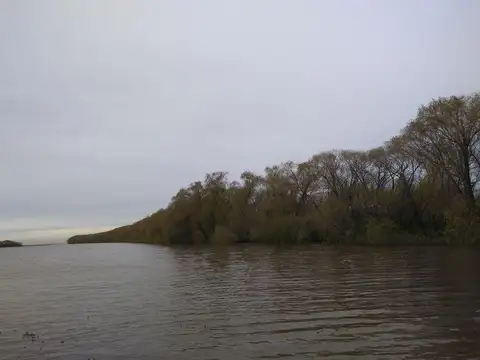 Rio o Arroyo San Antonio esquina Vinculación 100