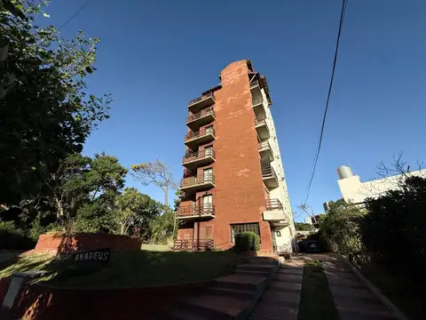 Departamento en venta c/ cochera en Zona Sur
