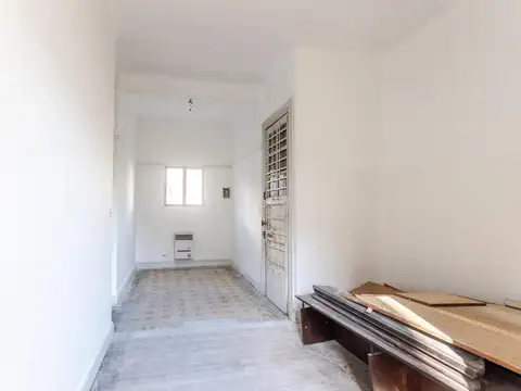 Pasco 400, Piso 2°