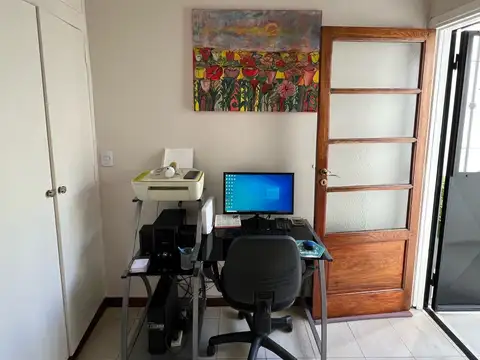 Depto Tipo Casa 4 ambientes con 2 baños