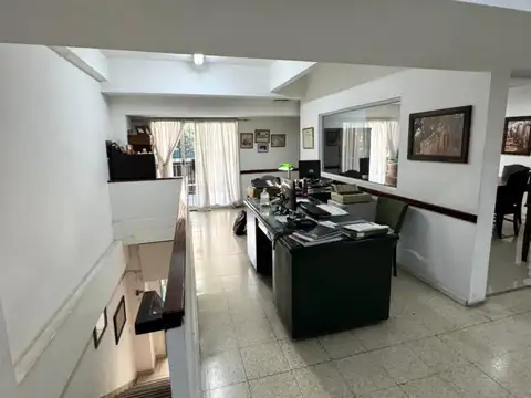 Local en Venta 40 años