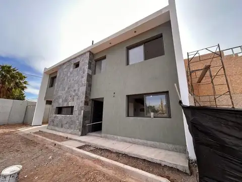 Duplex En Luzuriaga Con Entrega En Junio