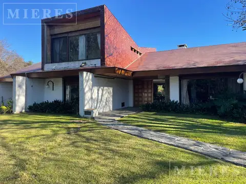 Casa en venta en Olivos Golf Club, Ruta Panamericana Pilar km 32