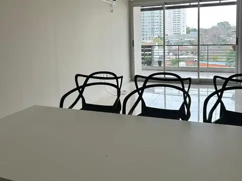ALQUILER DOS AMBIENTES CON COCHERA