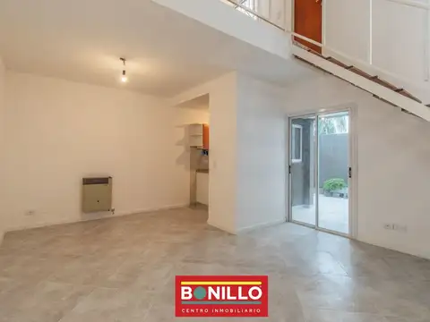 Depto Tipo Casa en Venta de 2 ambientes