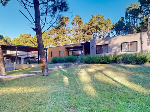 Casa en Venta 3 Dormitorios en Pinamar La Herradura Barrio Privado