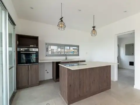 Casa en Venta en Countries y Barrios Cerrados en Belen de Escobar, USD 300.000