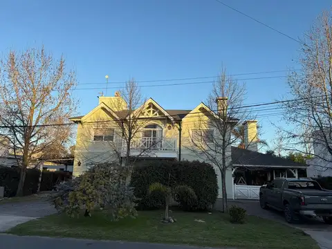 BARRIO CERRADO  SOLARES DEL CARMEN 100
