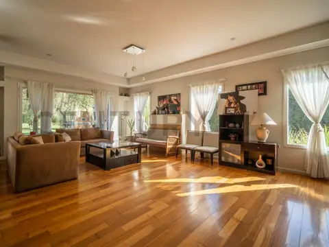 Casa en Venta en Ezeiza, USD 429.900