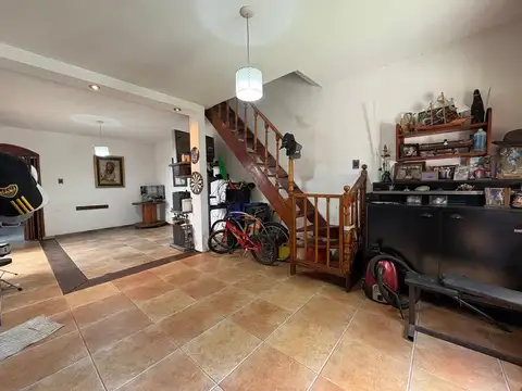 Depto Tipo Casa en Venta en Munro, USD 148.000