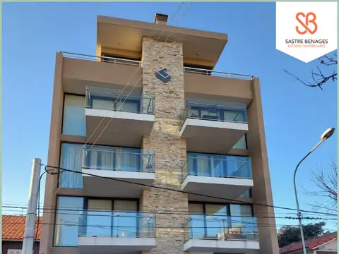 A ESTRENAR - 2 AMBIENTES CON COCHERA CHAUVIN