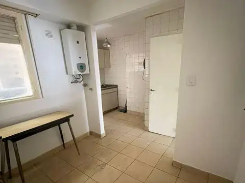 3 AMB. FTE BALCON CORRIDO - BUEN ESTADO - COMEDOR DIARIO