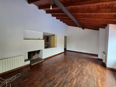 Casa en Venta con 6 cocheras