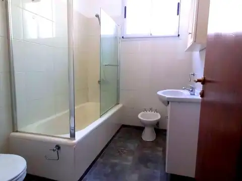 Avenida Rivadavia 4000, Piso 2