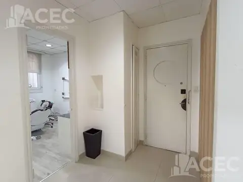 Oficina 3 ambientes con 1 baño