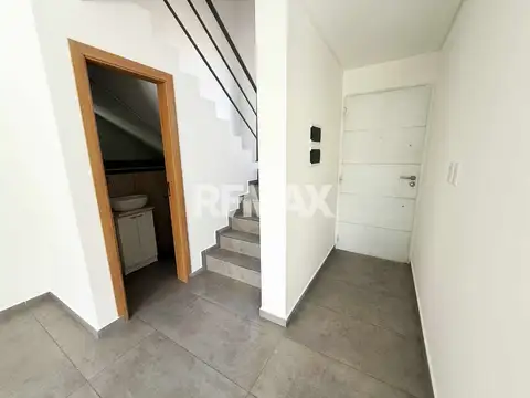 Depto Tipo Casa en Alquiler 10 años