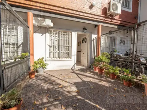 Depto Tipo Casa en Venta de 4 ambientes