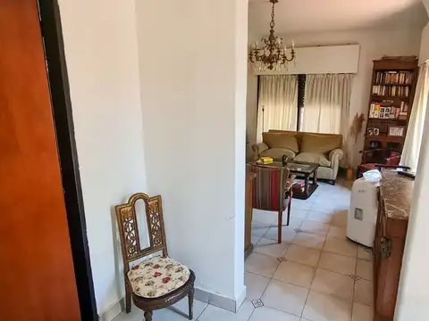 Depto Tipo Casa 4 ambientes con 1 baño