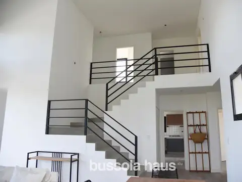 Casa 6 ambientes con 3 baños