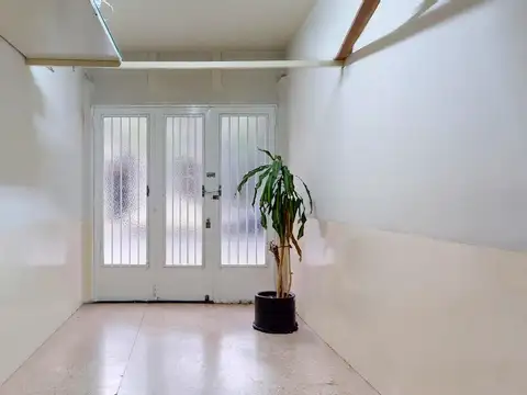 Depto Tipo Casa en Venta 70 años
